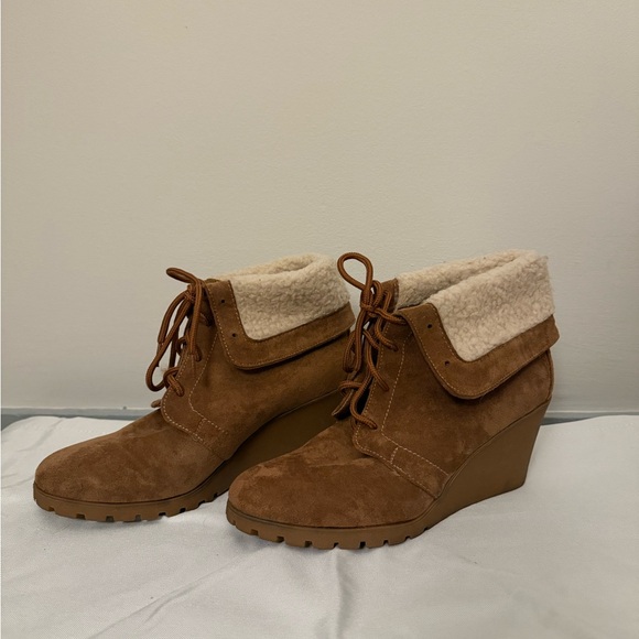 Women's Tan Wedge Ankle Boots - Picture 2 of 6